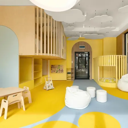 Essentia 405 Apartment